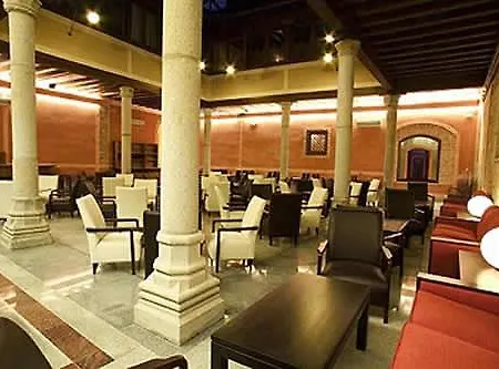 Palacio San Facundo Πανσιόν Σεγκόβια