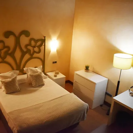 Gasthuis Palacio San Facundo 2*