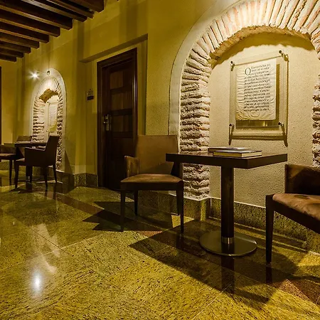 Πανσιόν Palacio San Facundo Σεγκόβια