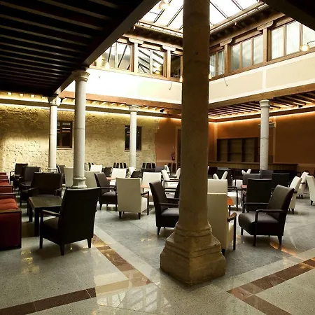 Palacio San Facundo Πανσιόν Σεγκόβια