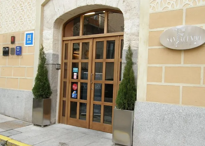 Πανσιόν Palacio San Facundo