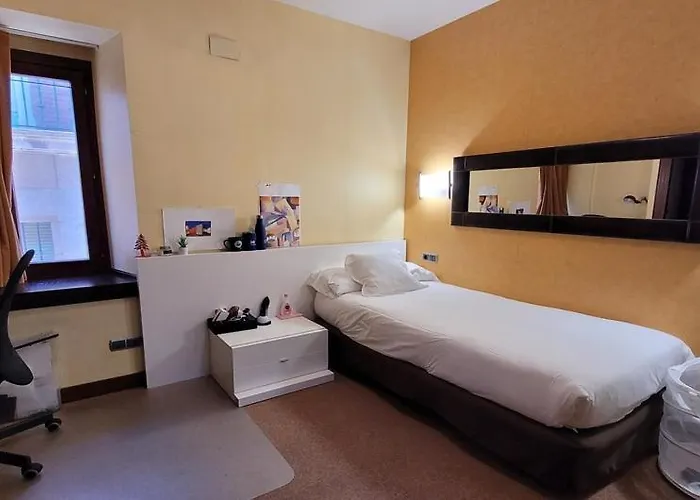 Palacio San Facundo 2* Segovia