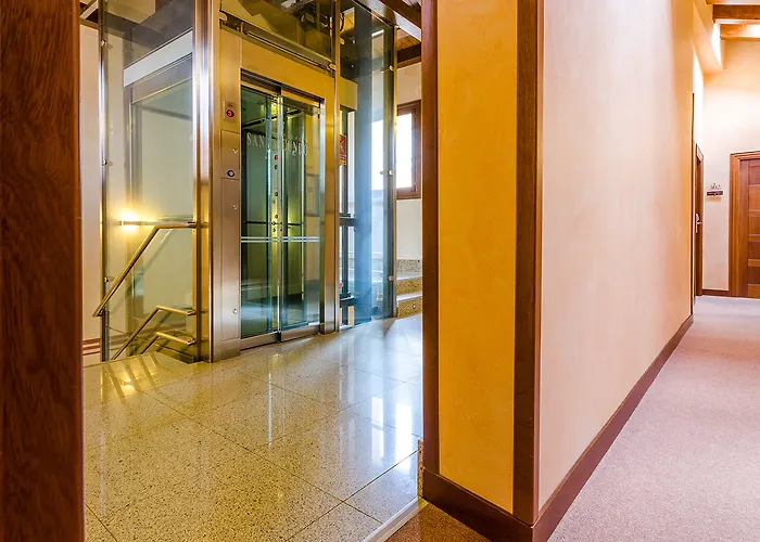 Palacio San Facundo Ségovie