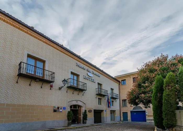 Palacio San Facundo 2* Ségovie